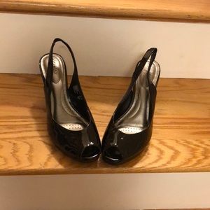 Beautiful Black Patent Wedge Shoes Size 8.5 US